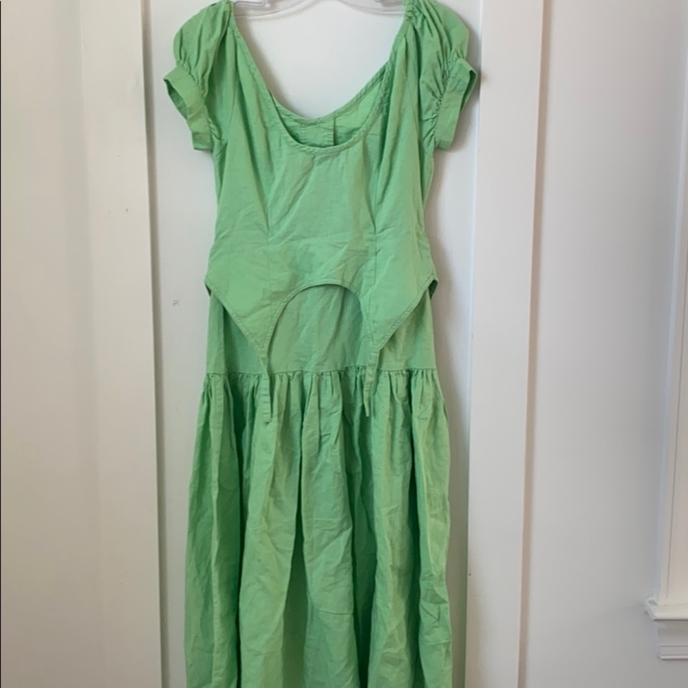 NWT House Of Sunny Rustic Green Cold Shoulder Dres - Picture 8 of 10